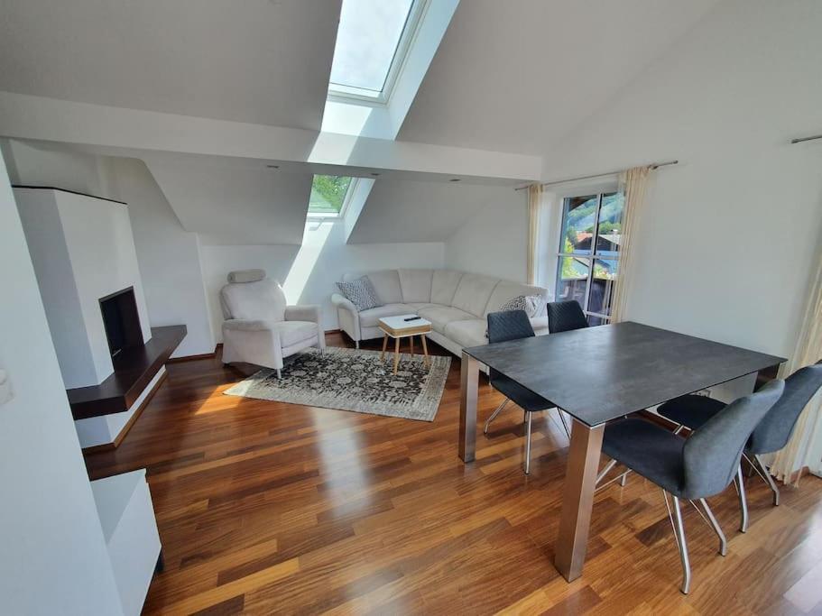 Moderne Ferienwohnung Urlaub Am See Mattsee Salzburg Salzburger Seenland Trumer Seenland Exterior photo